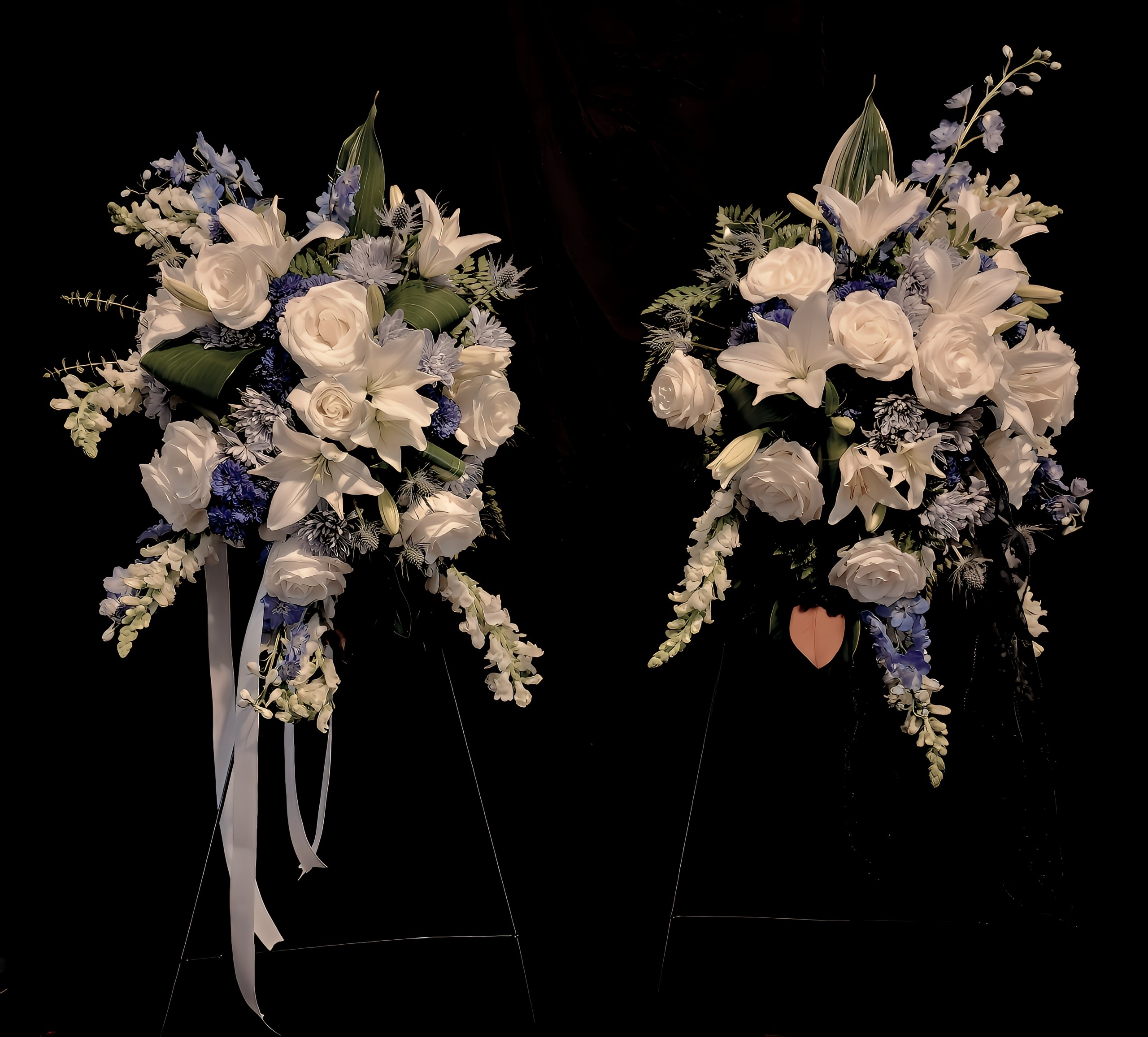 Blue & White Twin Standing Sprays